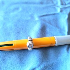 Fede Gimmel vintag silver clasped hands ring